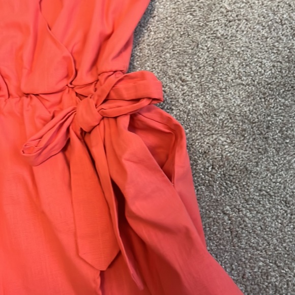 Listicle Side Tie Wrap Dress - Picture 9 of 11